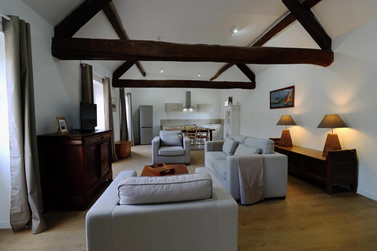 Chateau Du Mesnil Soleil , Gites Et Chambres D'Hotes Damblainville Zimmer foto