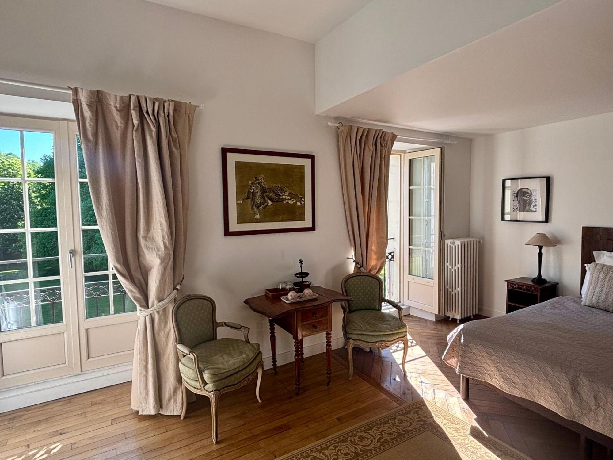 Chateau Du Mesnil Soleil , Gites Et Chambres D'Hotes Damblainville Exterior foto